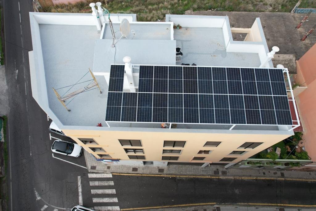 Blog Energía solar fotovoltaica Energía solar Instalaciones fotovoltaicas Ahorro en la factura de electricidad Energía renovable Medio ambiente Islas Canarias Eficiencia energética Sustentabilidad Paneles solares